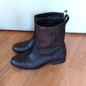 Frye Boots Women's size 8 all leather Brown Gray